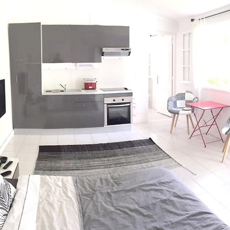 Studio Charmant Au Coeur De Boucan Canot 30 M² Avec Jardin Prive Saint-Paul エクステリア 写真