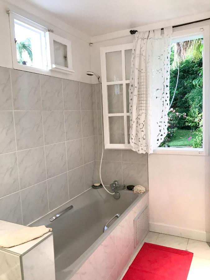 Studio Charmant Au Coeur De Boucan Canot 30 M² Avec Jardin Prive Saint-Paul エクステリア 写真